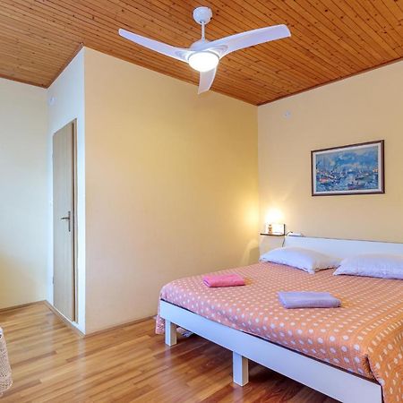 Rooms Nela Hum Экстерьер фото